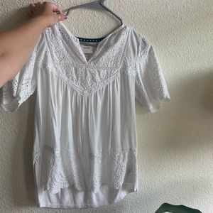 Short-sleeve white blouse